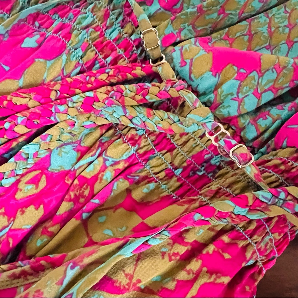Dress - Picture 9 of 14
